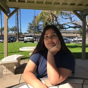 Meet your Posher, Francisca